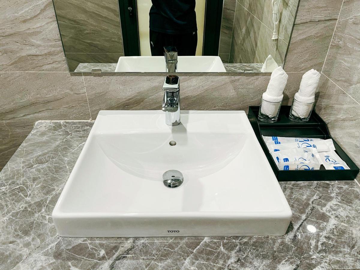 Ngoc Anh Duong Hotel 下龍 外观 照片
